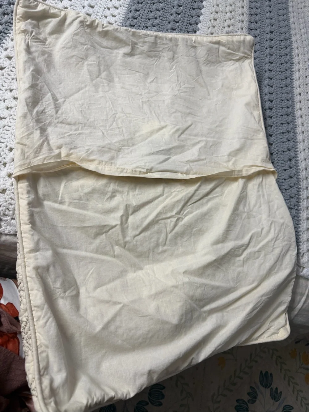 Royal Heritage Home Cream Quilted Pillow Sham Swirl Stitching 100% Cotton 20”x26